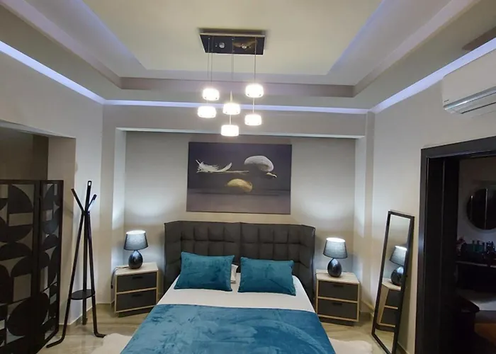 Rika\'S Luxury Seaside Apartment