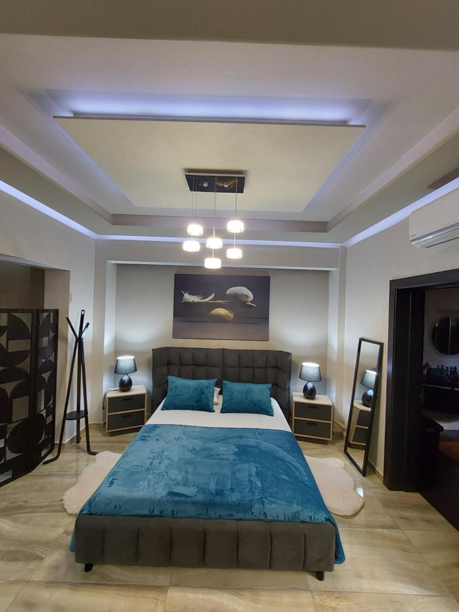 Rika's Luxury Seaside Apartment